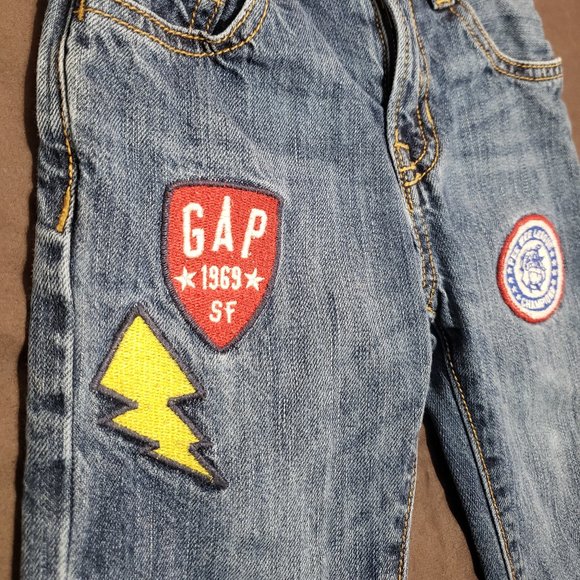 Baby Gap Jeans Straight Fit With Embroidered Patch's Pee Wee League 18-24 Months - Picture 4 of 6